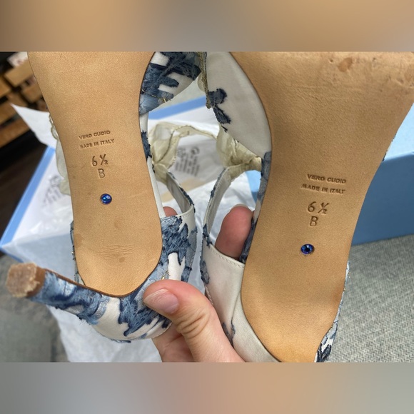 Anthropologie Something Bleu Heels - Picture 5 of 7